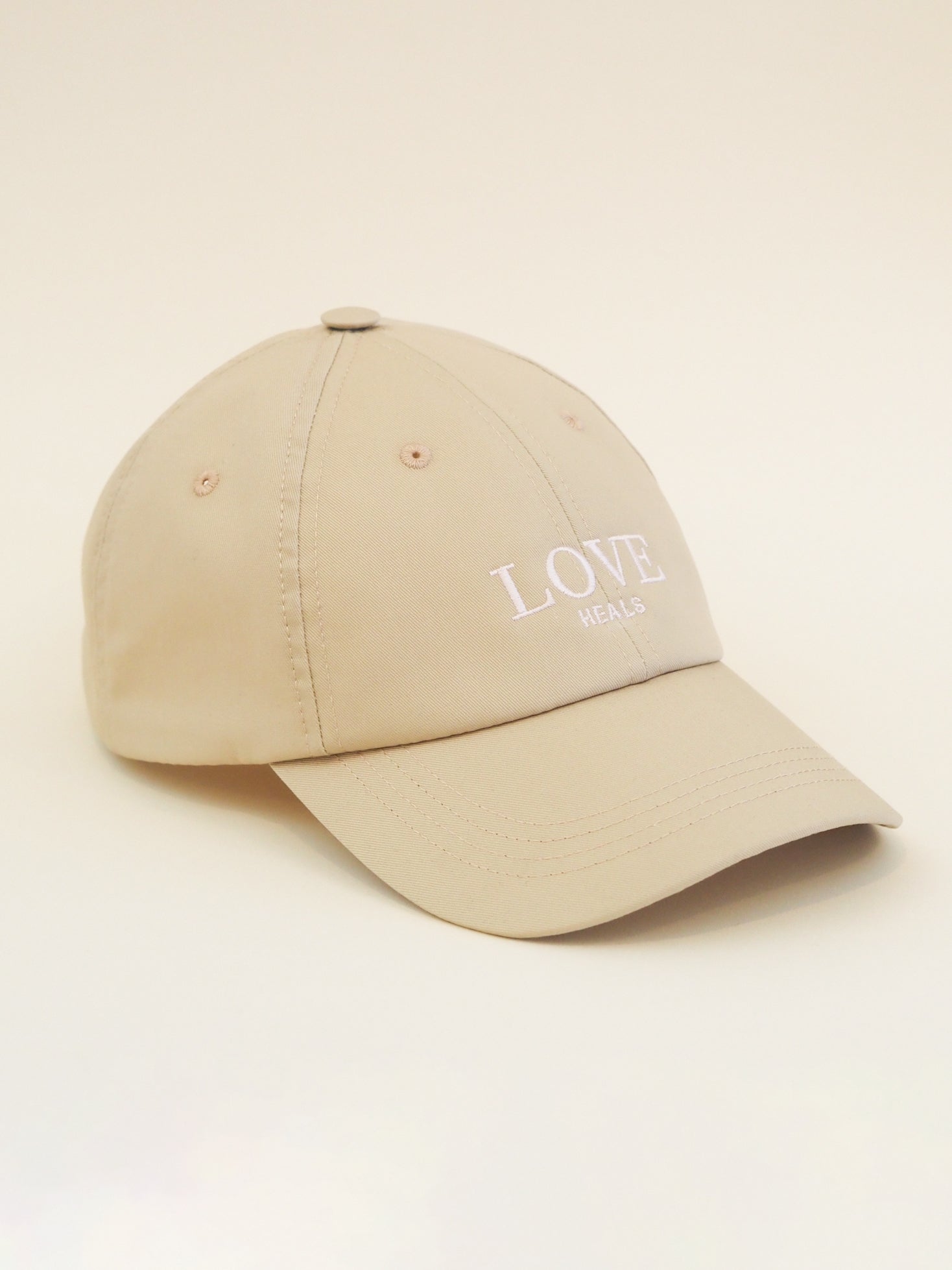 Love Heals Cap, Sand