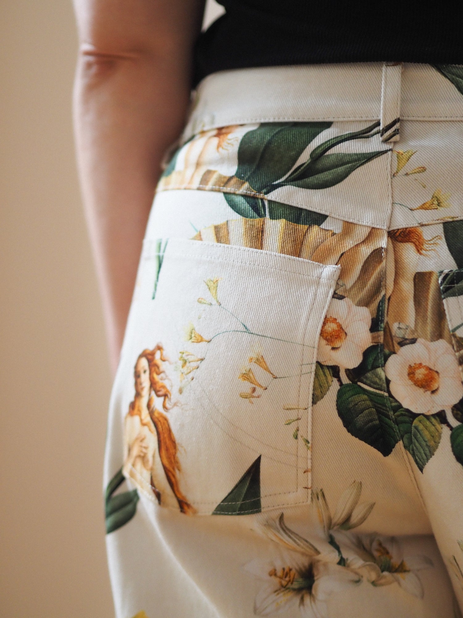 Goddess Jeans, Renaissance