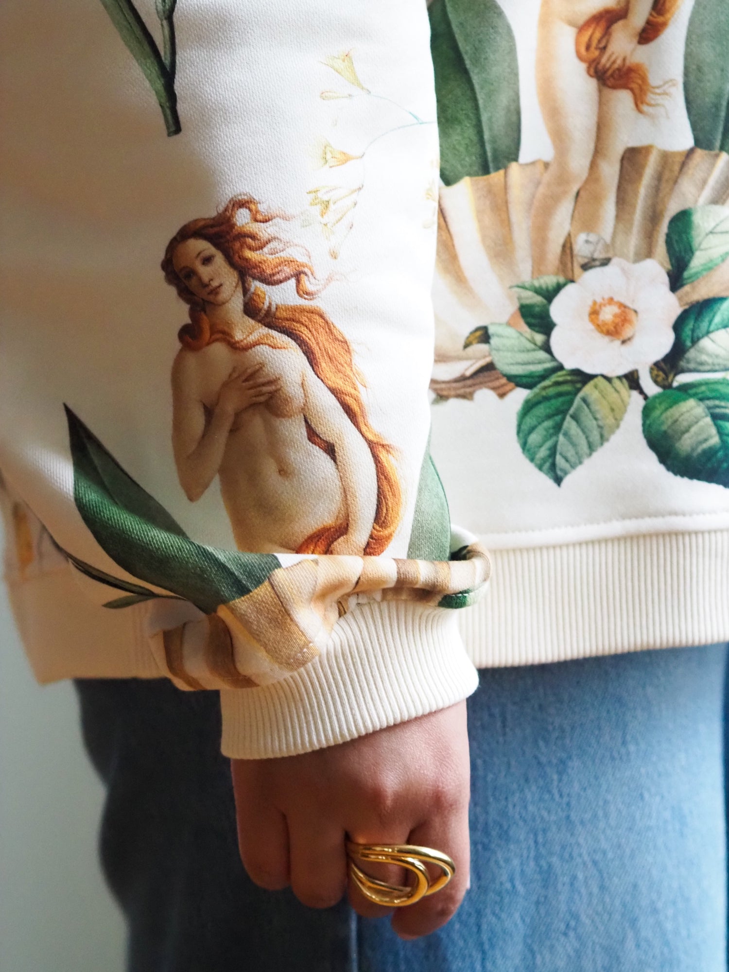 Garland Sweatshirt, Renaissance Light
