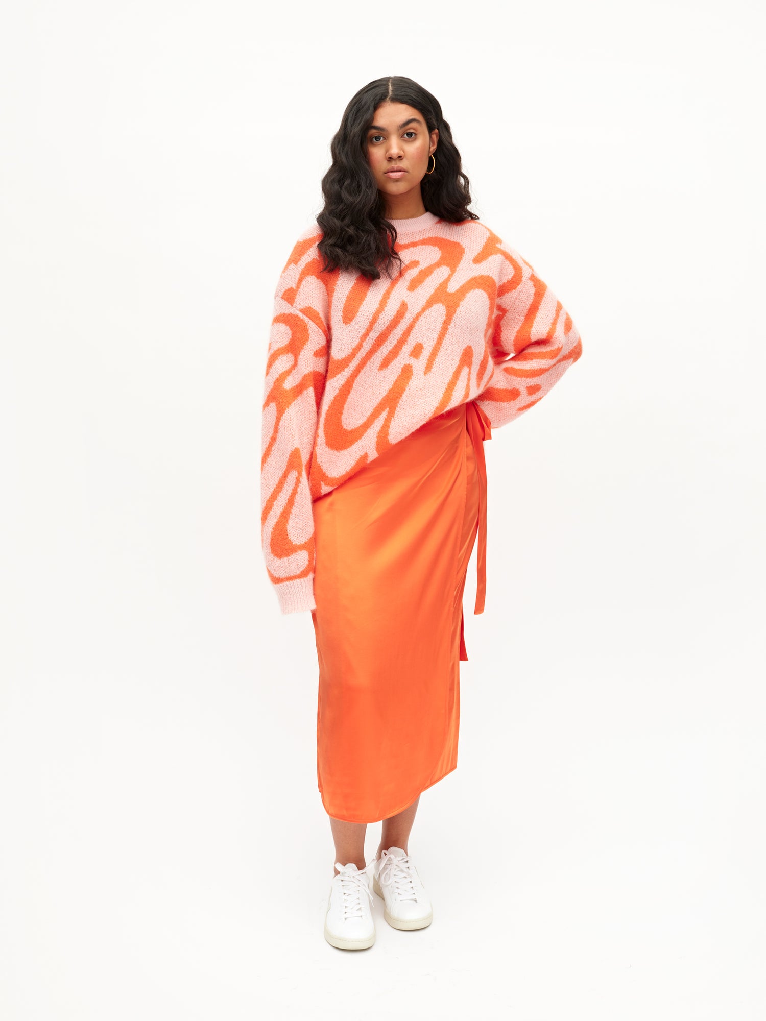Uhana - Accept Jumper , Surreal & Pihla Skirt, Vibrant Orange2