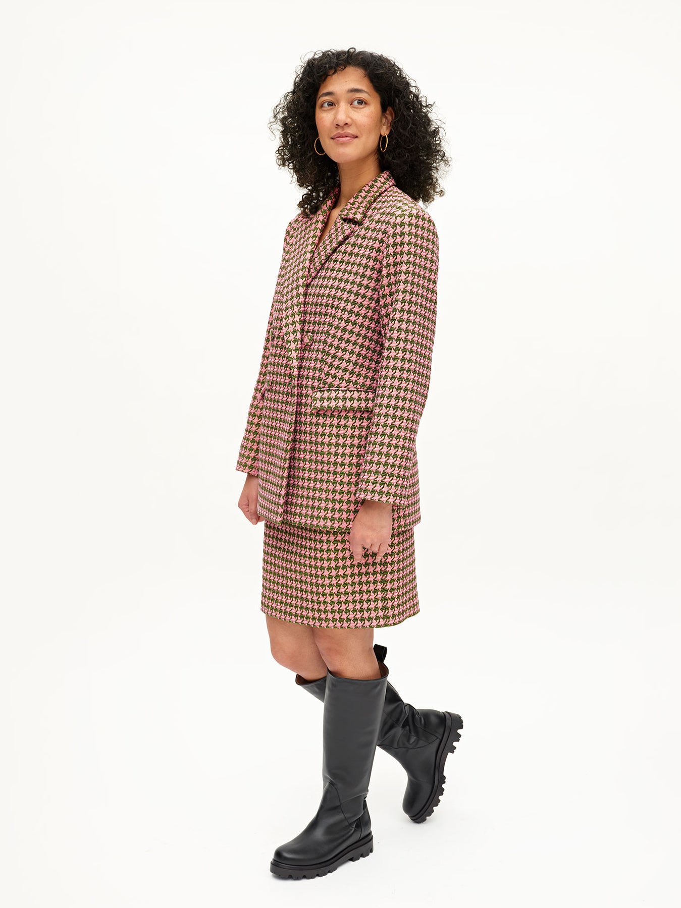 Radiate Blazer, Clueless