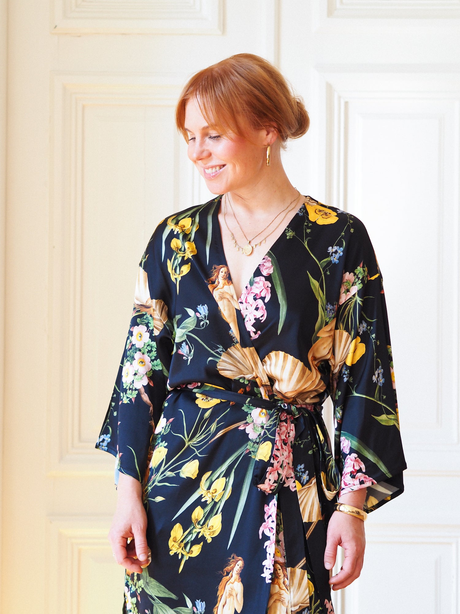 Memories Robe, Venus Black