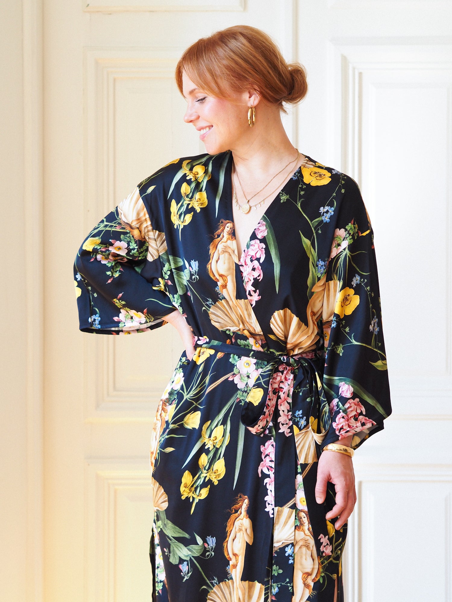 Memories Robe, Venus Black