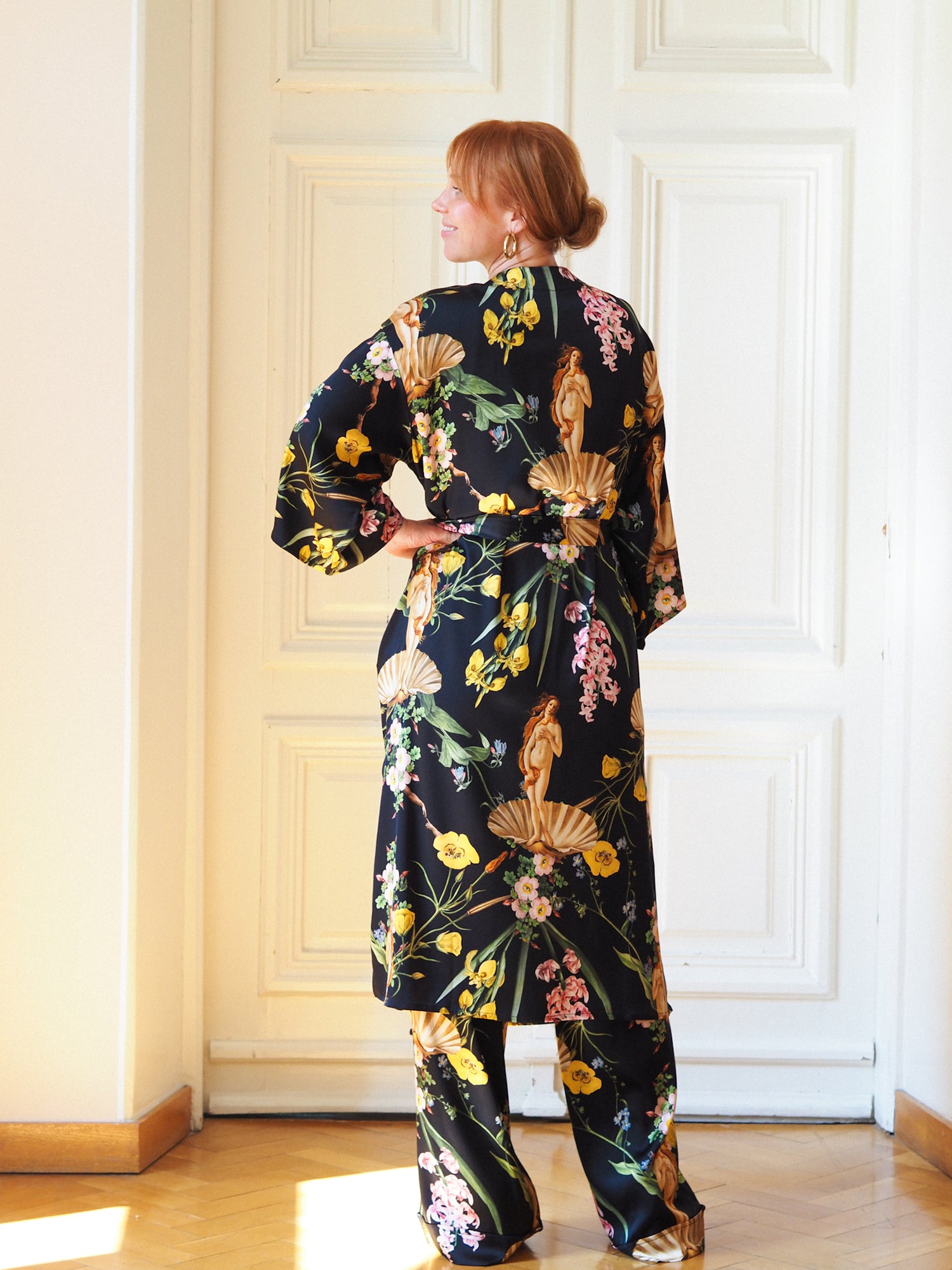 Memories Robe, Venus Black