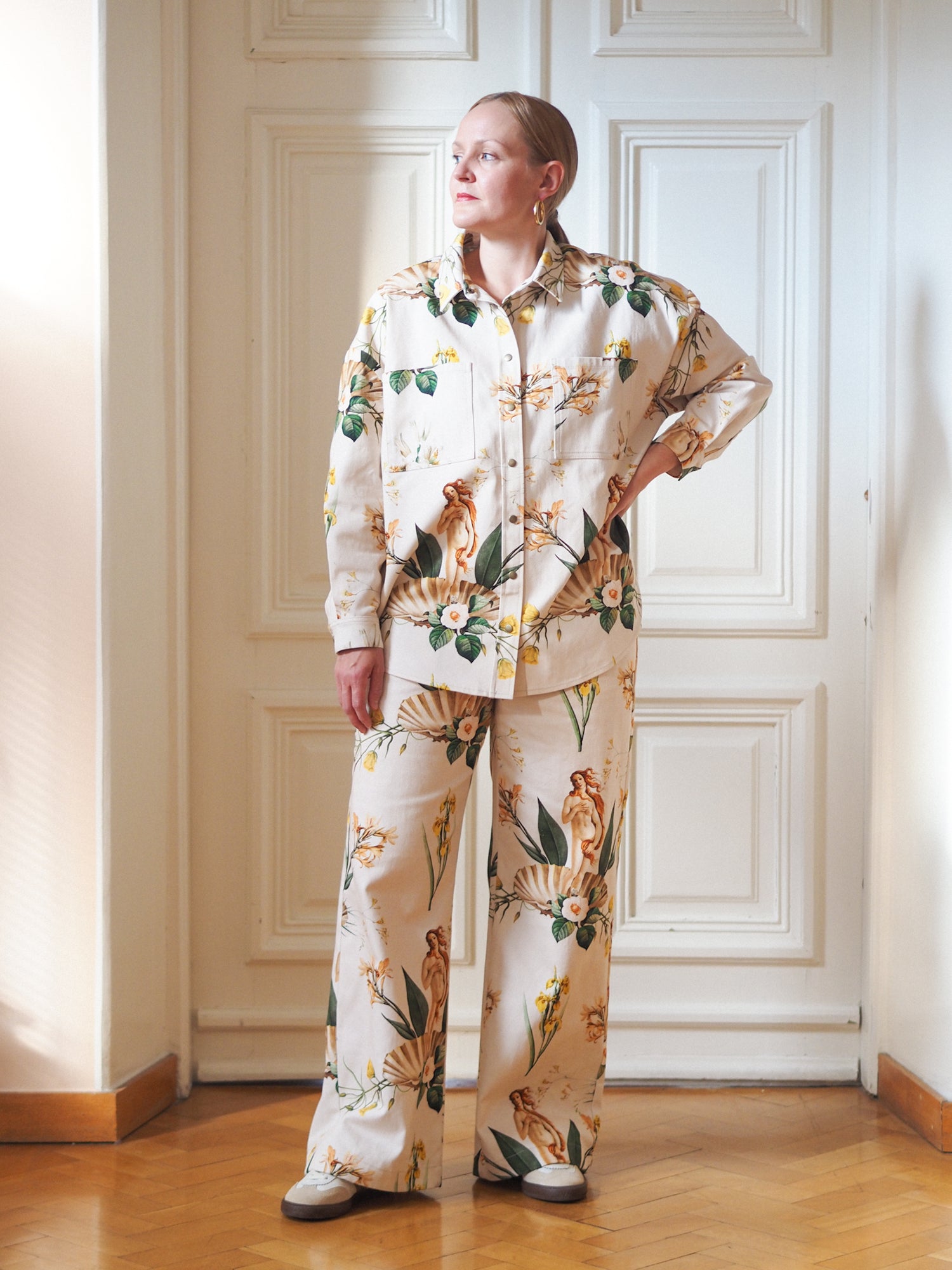 Goddess Jeans, Renaissance